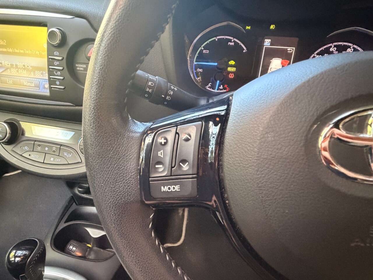 2017 TOYOTA YARIS 2017 TOYOTA YARIS