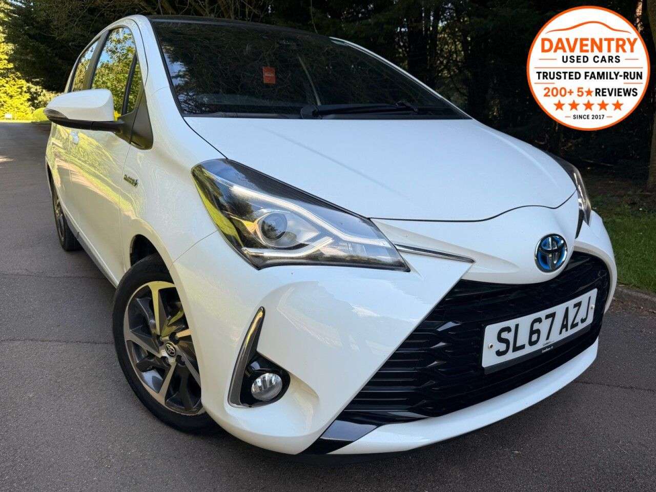 A 2017 TOYOTA YARIS 1.5 VVT-h Excel Hatchback 5dr Petrol Hybrid E-CVT Euro 6 (s/s) (15in Alloy) A 2017 TOYOTA YARIS 1.5 VVT-h Excel Hatchback 5dr Petrol Hybrid E-CVT Euro 6 (s/s) (15in Alloy)