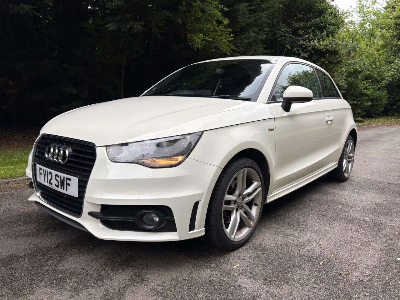 A 2012 AUDI A1 1.4 TFSI S line Hatchback 3dr Petrol Manual Euro 5 (s/s) (122 ps) A 2012 AUDI A1 1.4 TFSI S line Hatchback 3dr Petrol Manual Euro 5 (s/s) (122 ps)