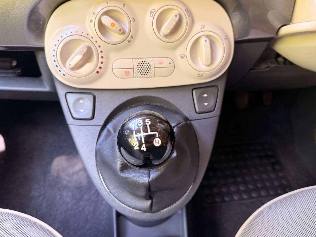 2013 FIAT 500 2013 FIAT 500