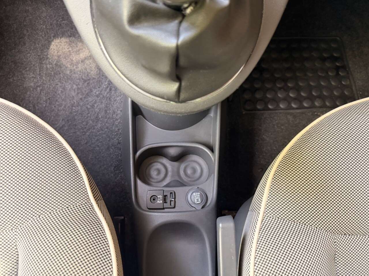 2013 FIAT 500 2013 FIAT 500