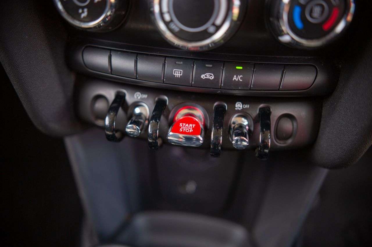 2019 MINI HATCH 2019 MINI HATCH