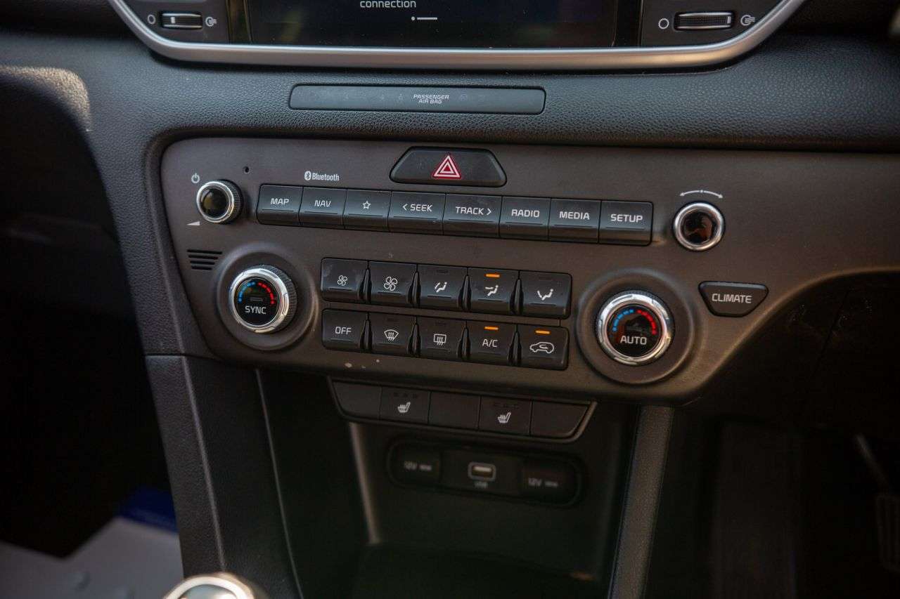2021 KIA SPORTAGE 2021 KIA SPORTAGE