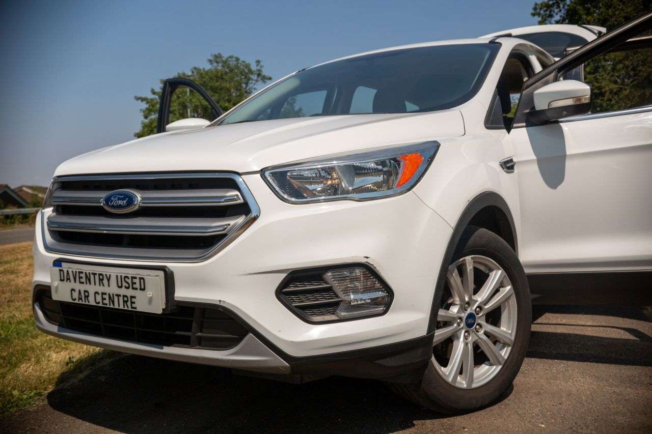 A 2017 FORD KUGA 1.5T EcoBoost Zetec SUV 5dr Petrol Manual Euro 6 (s/s) (150 ps) Rear Parkin A 2017 FORD KUGA 1.5T EcoBoost Zetec SUV 5dr Petrol Manual Euro 6 (s/s) (150 ps) Rear Parkin