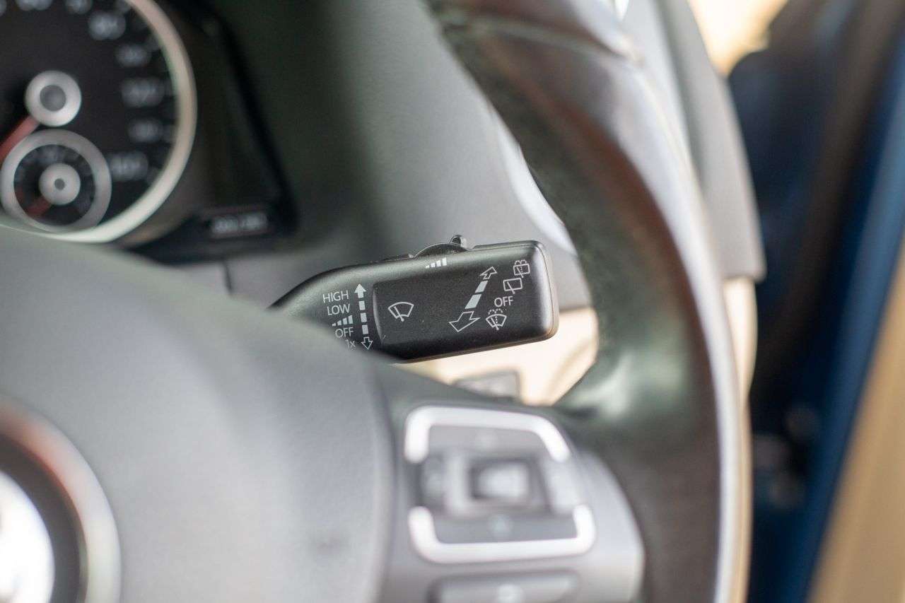 2015 VOLKSWAGEN TIGUAN 2015 VOLKSWAGEN TIGUAN