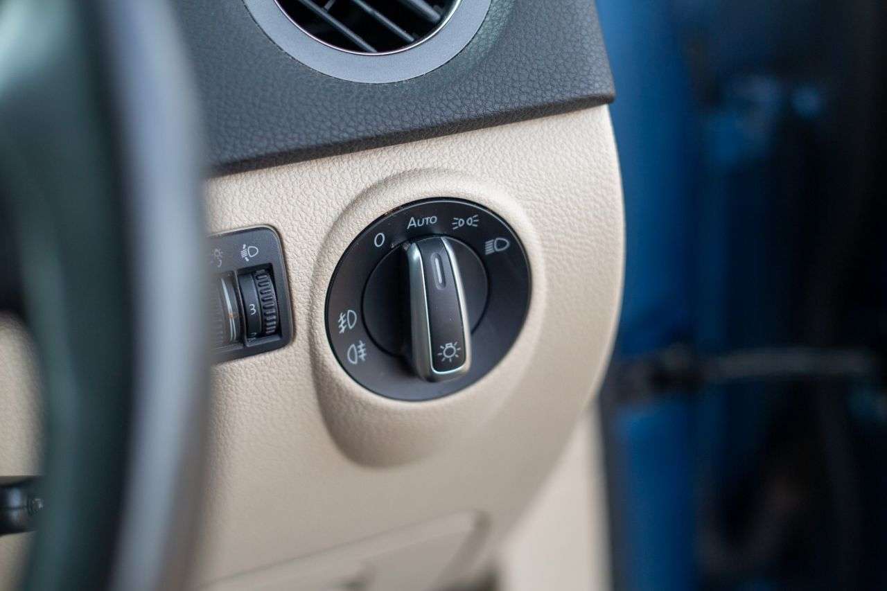 2015 VOLKSWAGEN TIGUAN 2015 VOLKSWAGEN TIGUAN