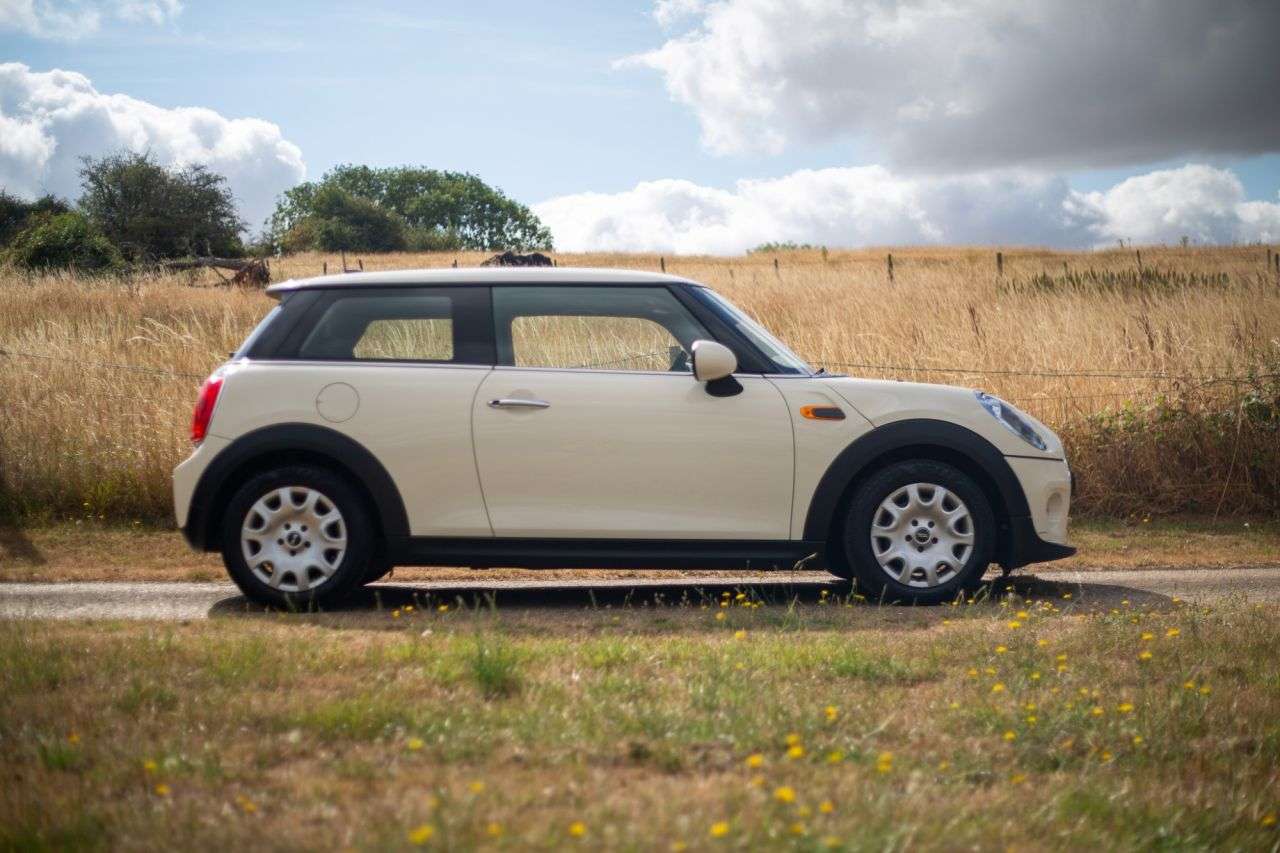 2015 MINI HATCH 2015 MINI HATCH