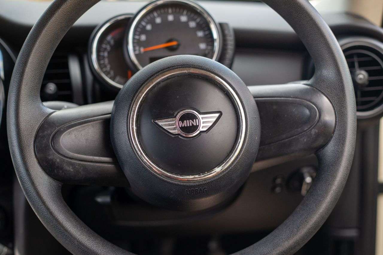 2015 MINI HATCH 2015 MINI HATCH