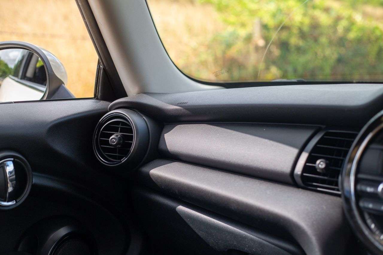 2015 MINI HATCH 2015 MINI HATCH