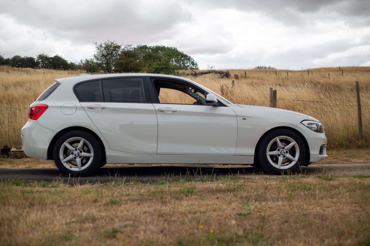 2017 BMW 1 SERIES 2017 BMW 1 SERIES
