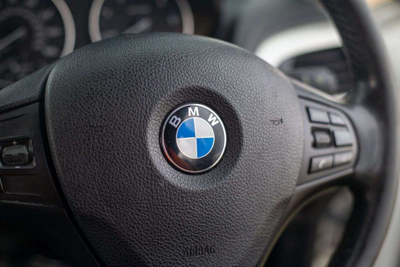 2017 BMW 1 SERIES 2017 BMW 1 SERIES