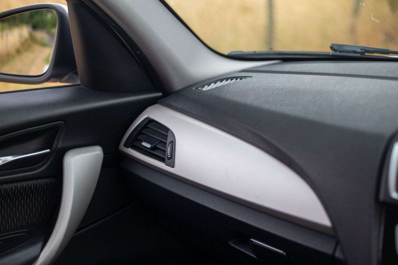 2017 BMW 1 SERIES 2017 BMW 1 SERIES
