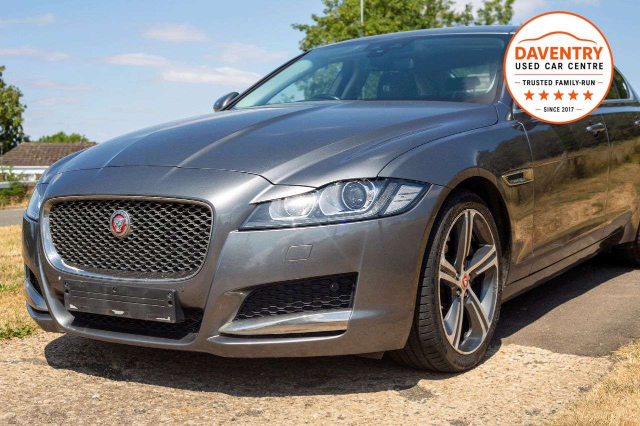 A 2017 JAGUAR XF 2.0d Portfolio Saloon 4dr Diesel Auto Euro 6 (s/s) (180 ps) Over £4000 of F A 2017 JAGUAR XF 2.0d Portfolio Saloon 4dr Diesel Auto Euro 6 (s/s) (180 ps) Over £4000 of F