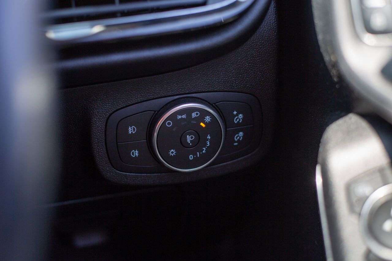 2018 FORD FIESTA 2018 FORD FIESTA