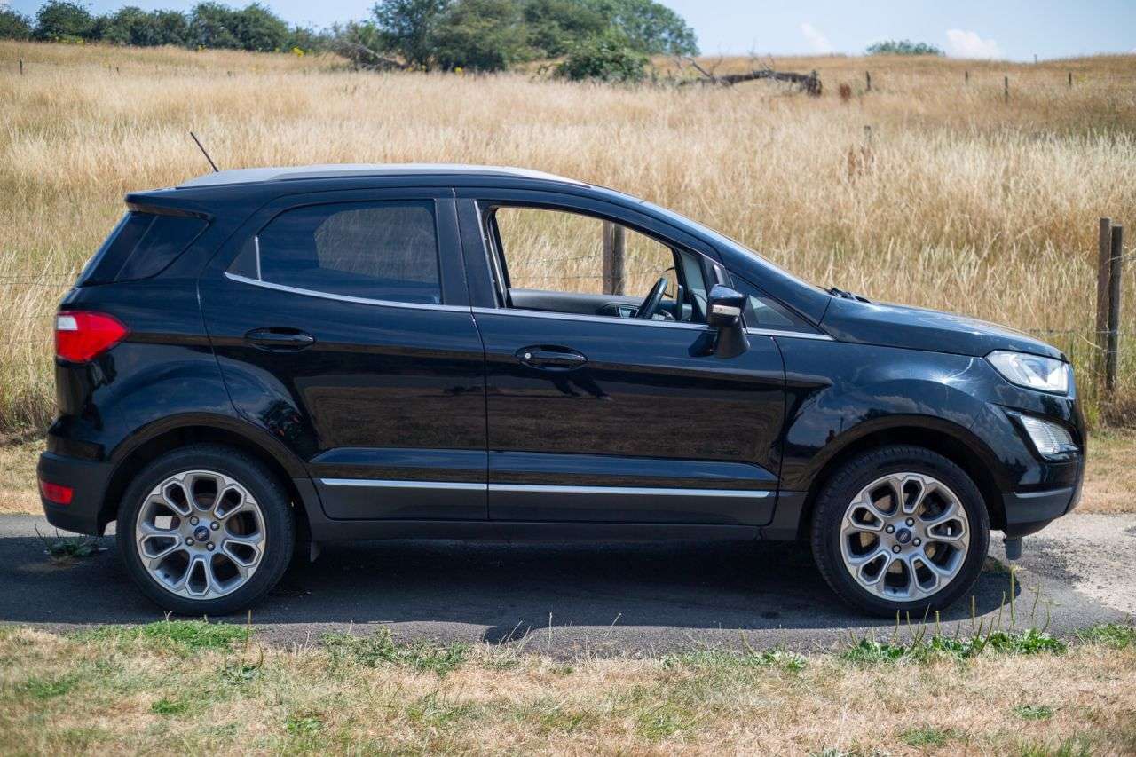 A 2018 FORD ECOSPORT 1.0T EcoBoost Titanium SUV 5dr Petrol Manual Euro 6 (s/s) (125 ps) Touchscr A 2018 FORD ECOSPORT 1.0T EcoBoost Titanium SUV 5dr Petrol Manual Euro 6 (s/s) (125 ps) Touchscr