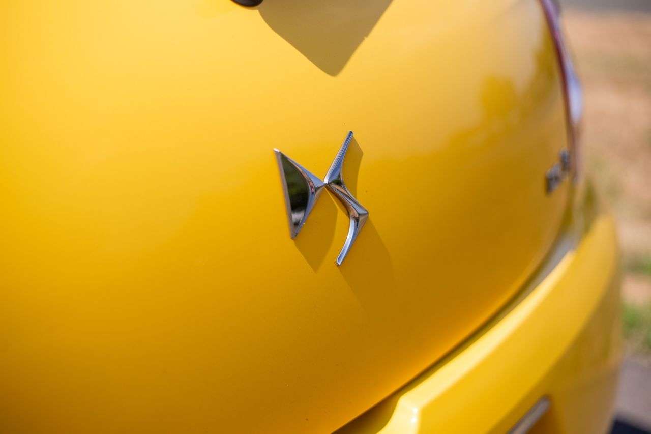 A 2016 DS AUTOMOBILES DS 3 1.2 PureTech Chic Hatchback 3dr Petrol Manual Euro 6 (82 ps) Cheap To Run, A 2016 DS AUTOMOBILES DS 3 1.2 PureTech Chic Hatchback 3dr Petrol Manual Euro 6 (82 ps) Cheap To Run,