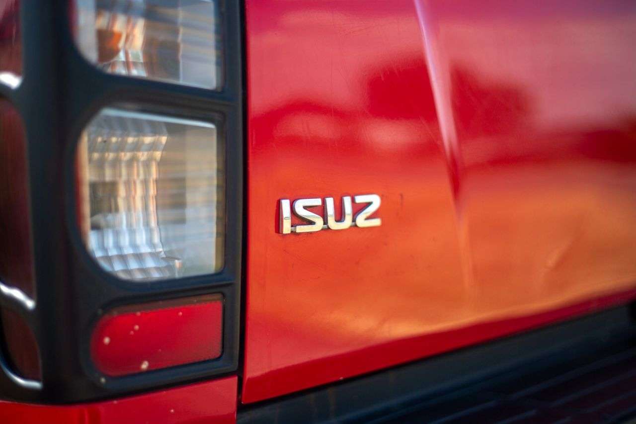 2016 ISUZU D-MAX 2016 ISUZU D-MAX