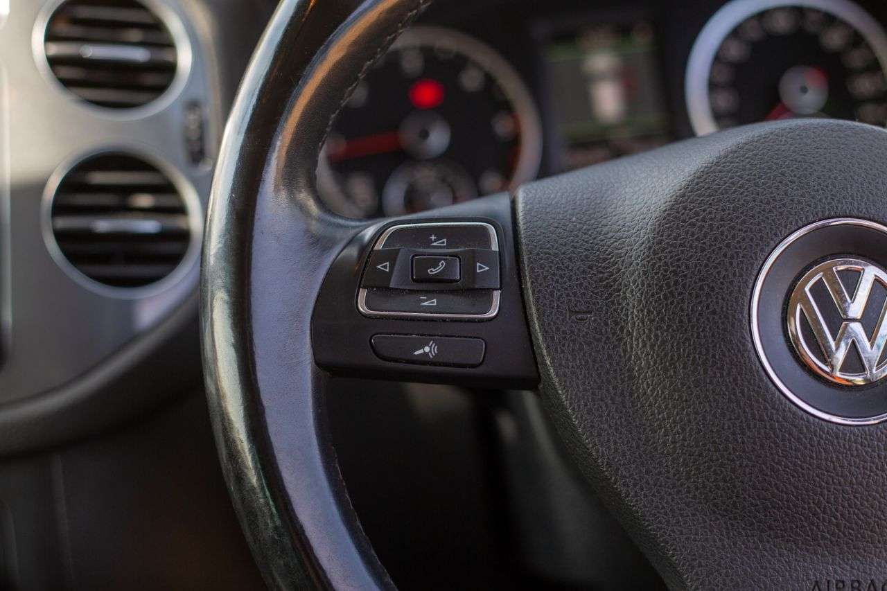 2013 VOLKSWAGEN TIGUAN 2013 VOLKSWAGEN TIGUAN