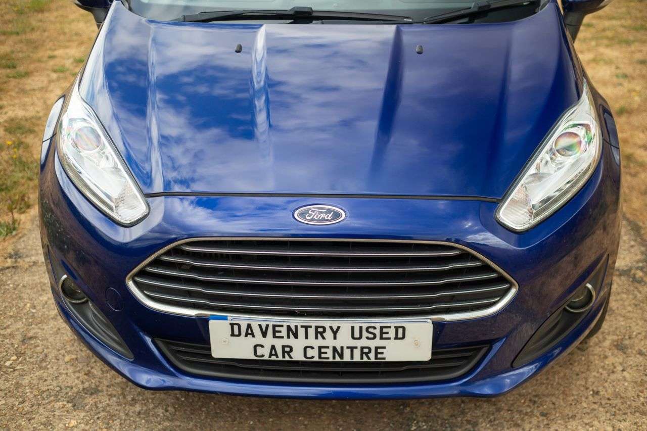 A 2017 FORD FIESTA 1.0T EcoBoost Zetec Hatchback 5dr Petrol Manual Euro 6 (s/s) (100 ps) Full A 2017 FORD FIESTA 1.0T EcoBoost Zetec Hatchback 5dr Petrol Manual Euro 6 (s/s) (100 ps) Full