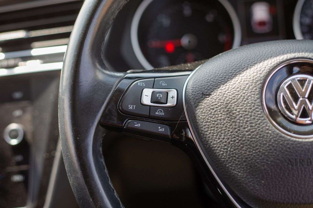 2018 VOLKSWAGEN TIGUAN 2018 VOLKSWAGEN TIGUAN