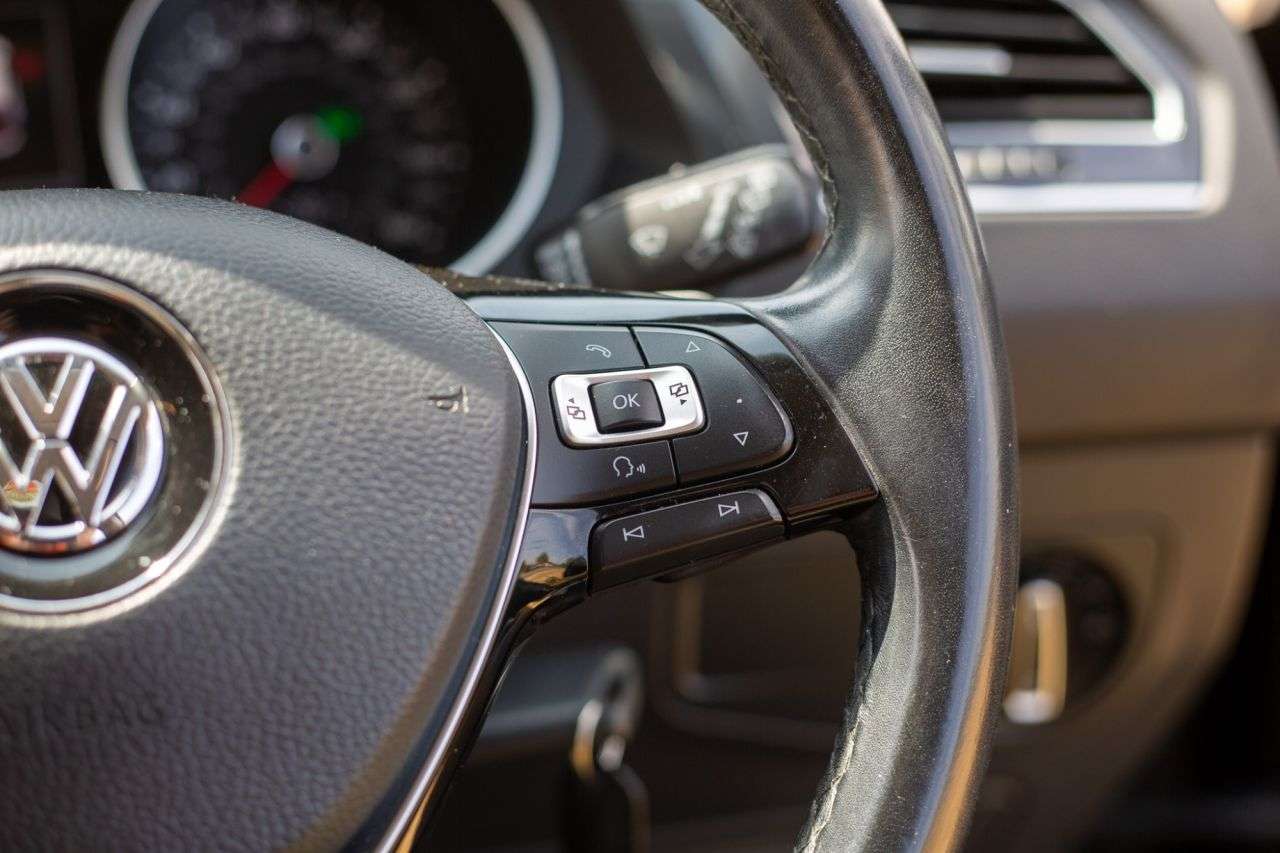 2018 VOLKSWAGEN TIGUAN 2018 VOLKSWAGEN TIGUAN
