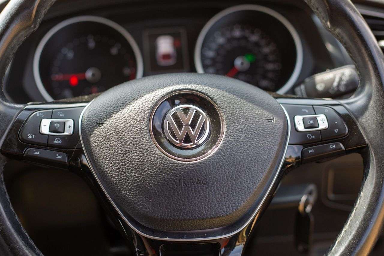 2018 VOLKSWAGEN TIGUAN 2018 VOLKSWAGEN TIGUAN