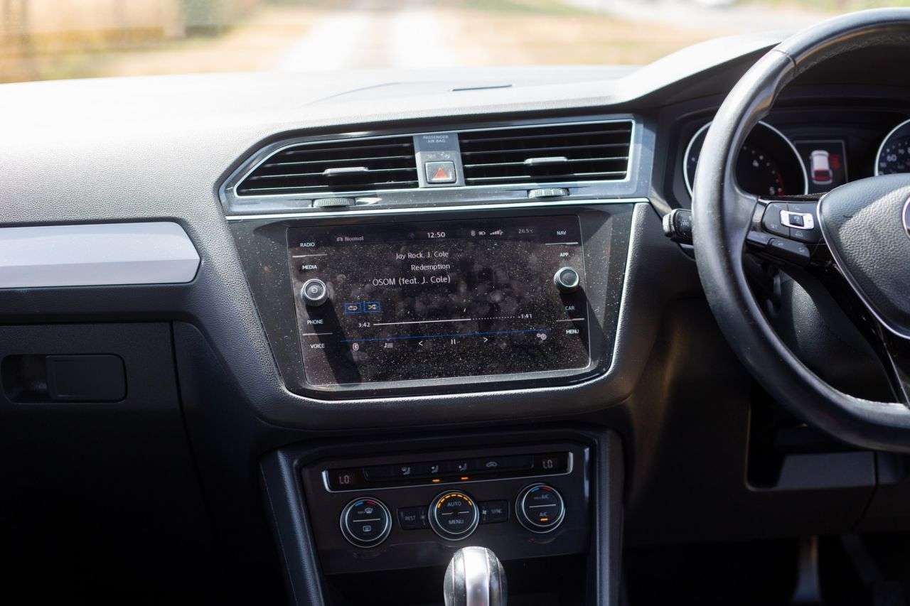 2018 VOLKSWAGEN TIGUAN 2018 VOLKSWAGEN TIGUAN