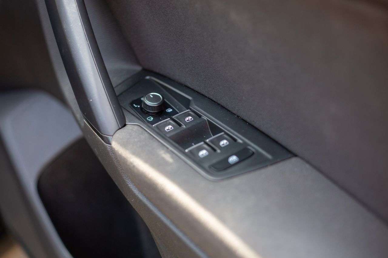 2018 VOLKSWAGEN TIGUAN 2018 VOLKSWAGEN TIGUAN