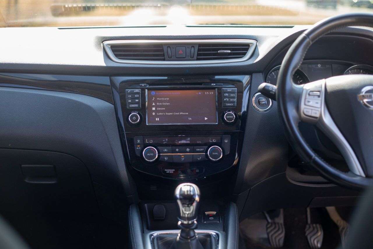 2015 NISSAN QASHQAI 2015 NISSAN QASHQAI