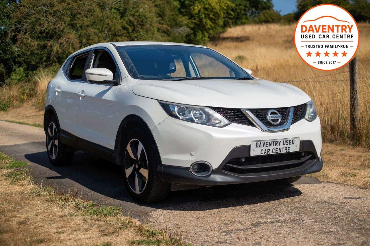 A 2015 NISSAN QASHQAI 1.2 DIG-T n-tec SUV 5dr Petrol Manual 2WD Euro 6 (s/s) (115 ps) A 2015 NISSAN QASHQAI 1.2 DIG-T n-tec SUV 5dr Petrol Manual 2WD Euro 6 (s/s) (115 ps)