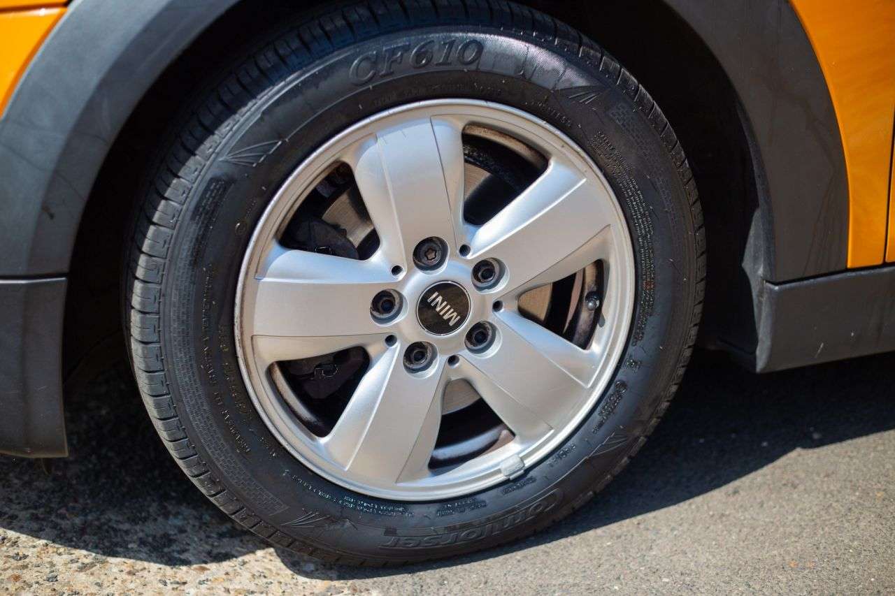 2015 MINI HATCH 2015 MINI HATCH