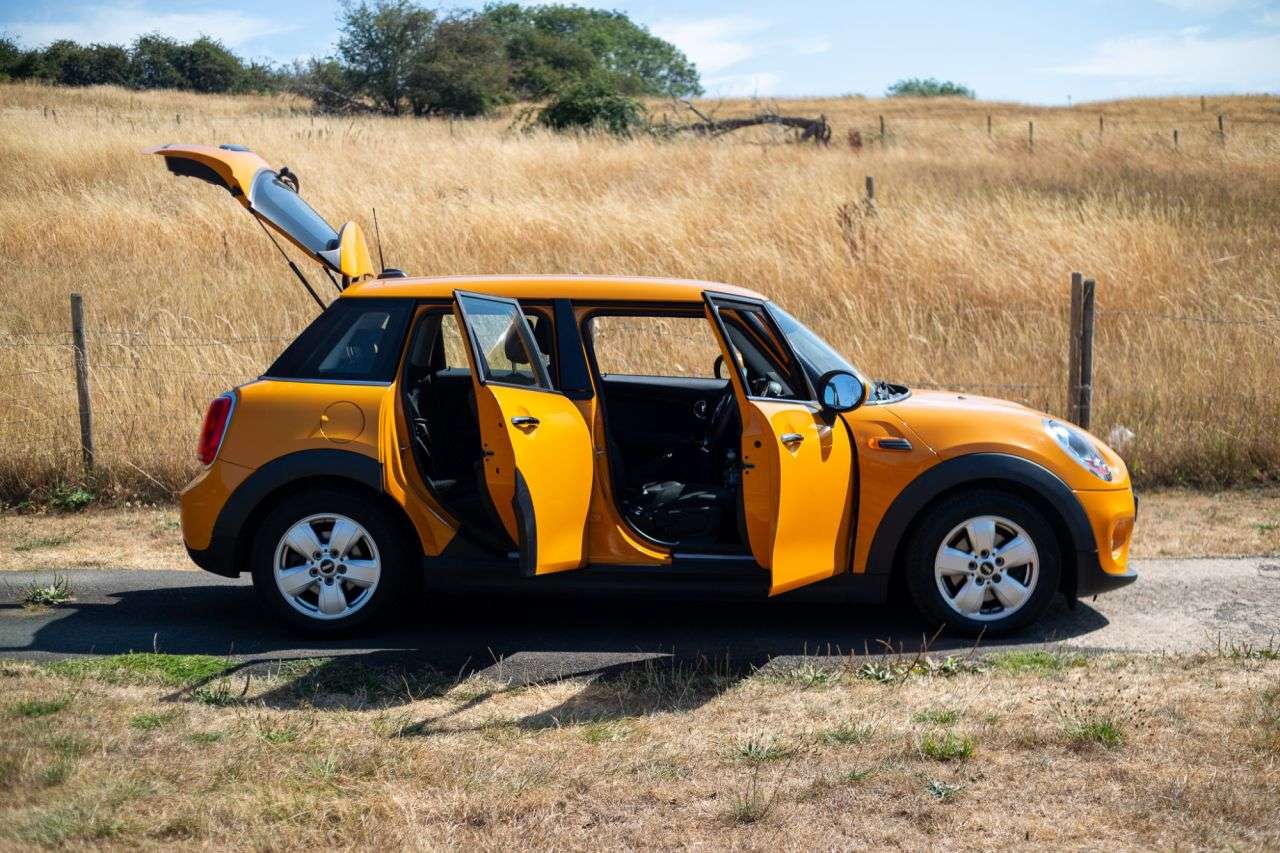 2015 MINI HATCH 2015 MINI HATCH