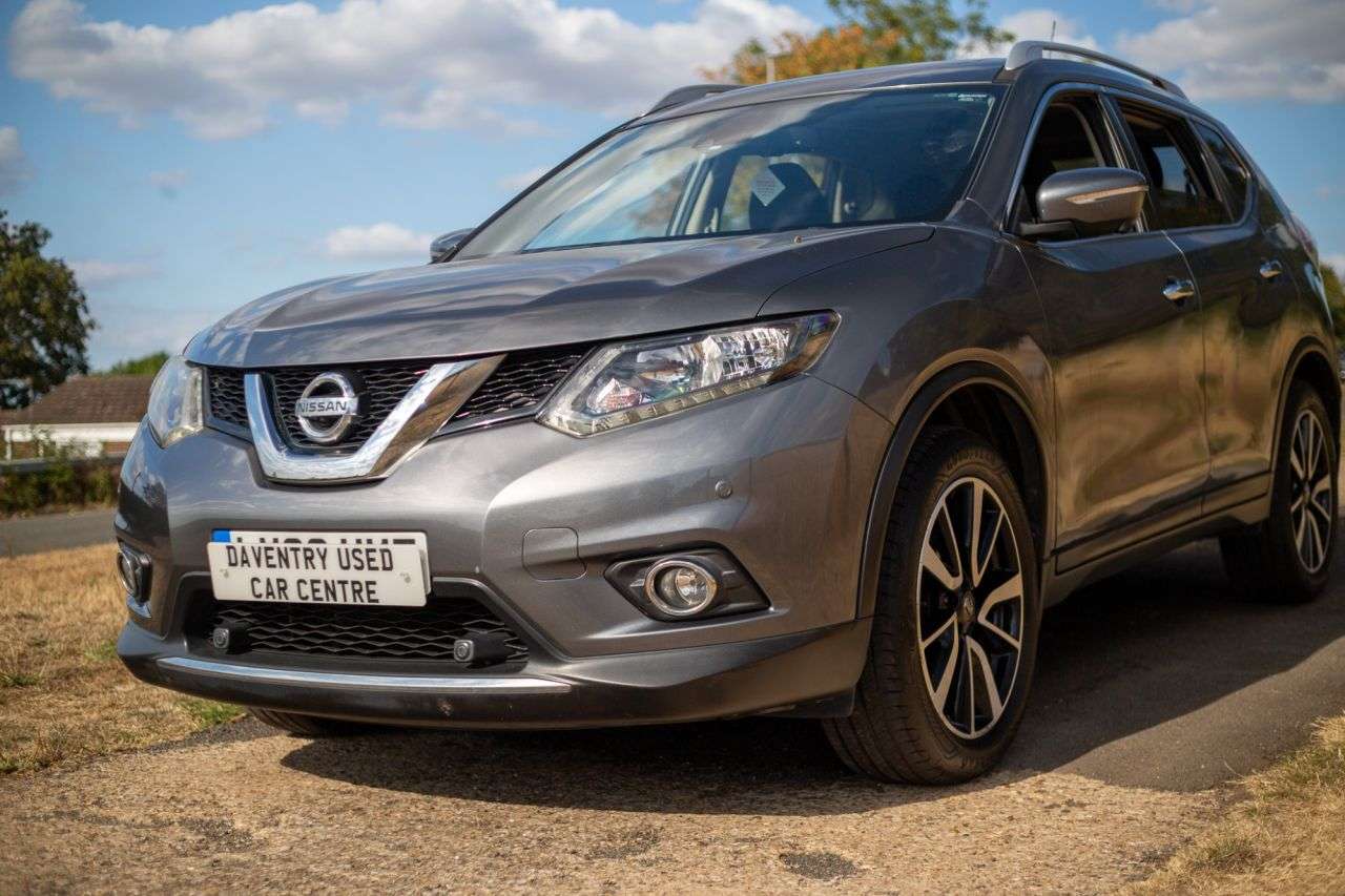 A 2016 NISSAN X-TRAIL 1.6 DIG-T n-tec SUV 5dr Petrol Manual Euro 6 (s/s) (163 ps) 6 SERVICES, CAM A 2016 NISSAN X-TRAIL 1.6 DIG-T n-tec SUV 5dr Petrol Manual Euro 6 (s/s) (163 ps) 6 SERVICES, CAM