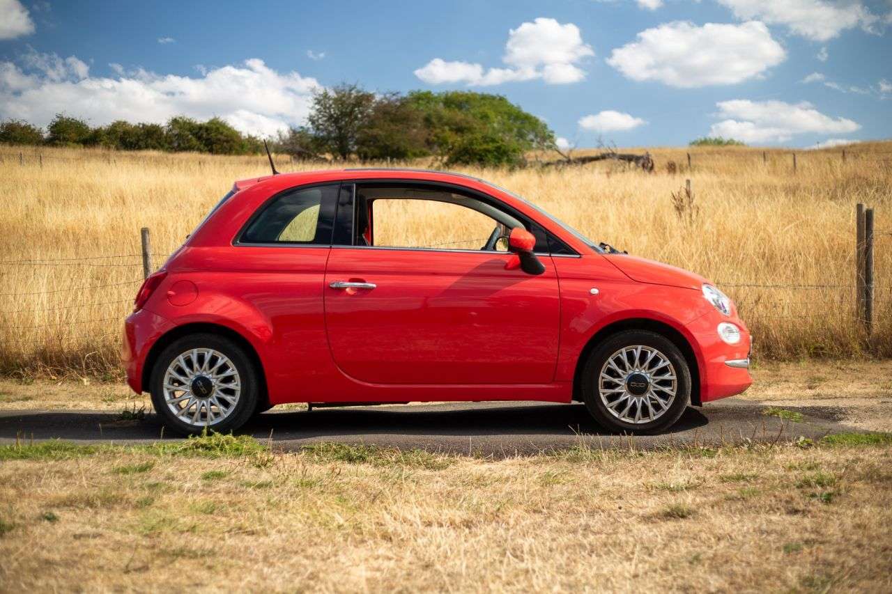 A 2015 FIAT 500 1.2 Lounge Hatchback 3dr Petrol Manual Euro 6 (s/s) (69 bhp) JUST SERVICED, A 2015 FIAT 500 1.2 Lounge Hatchback 3dr Petrol Manual Euro 6 (s/s) (69 bhp) JUST SERVICED,