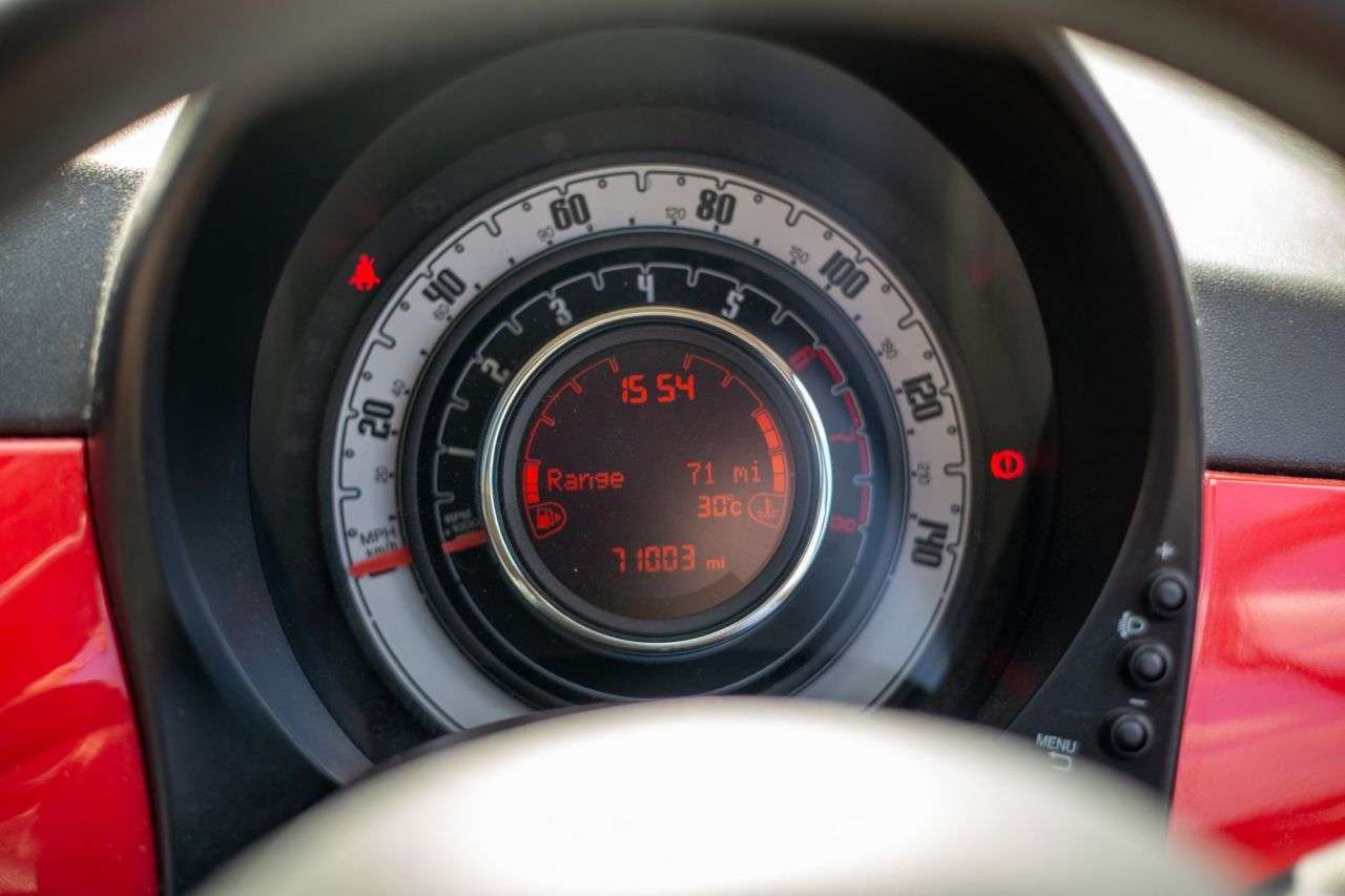 2015 FIAT 500 2015 FIAT 500