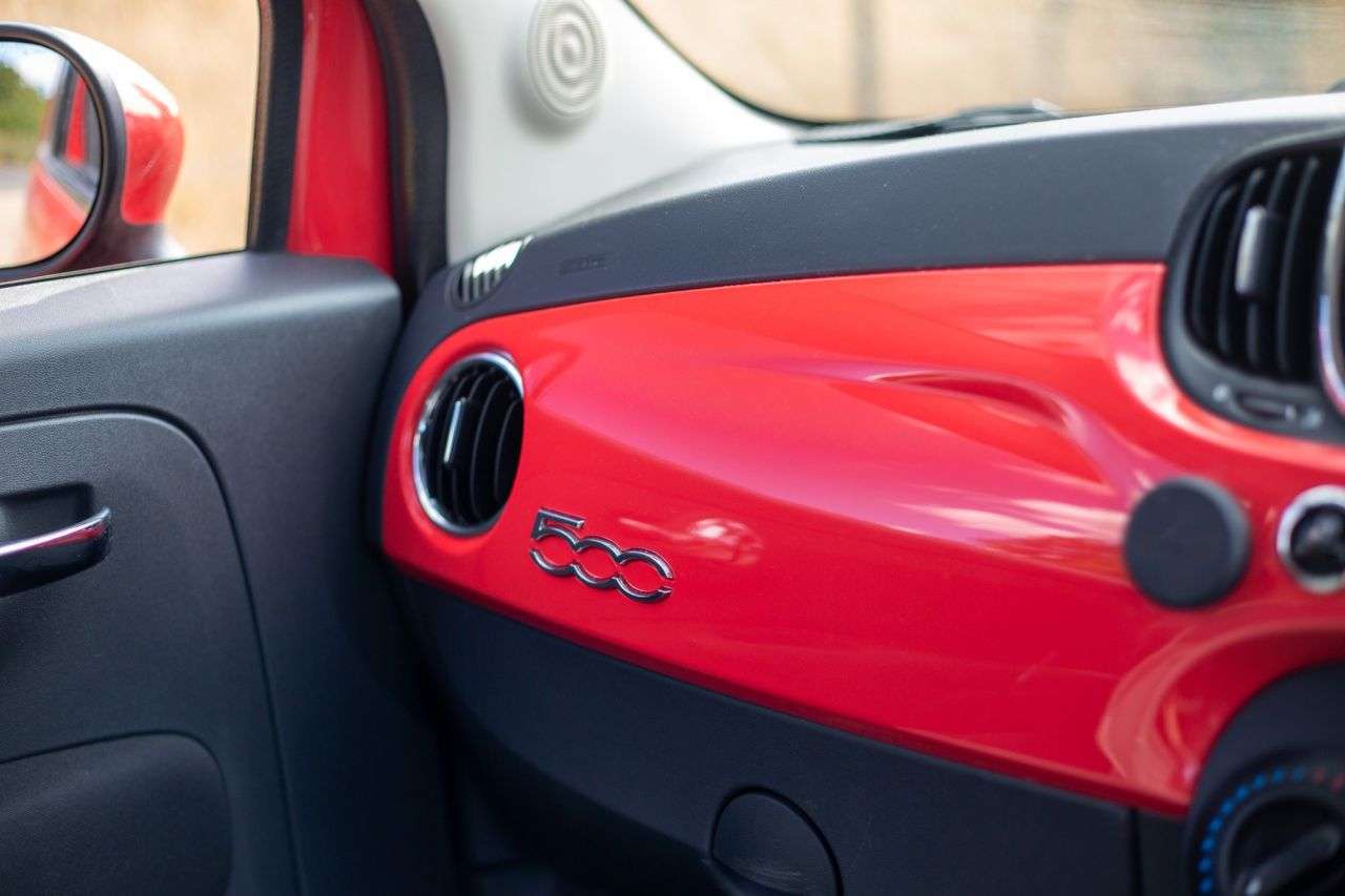2015 FIAT 500 2015 FIAT 500