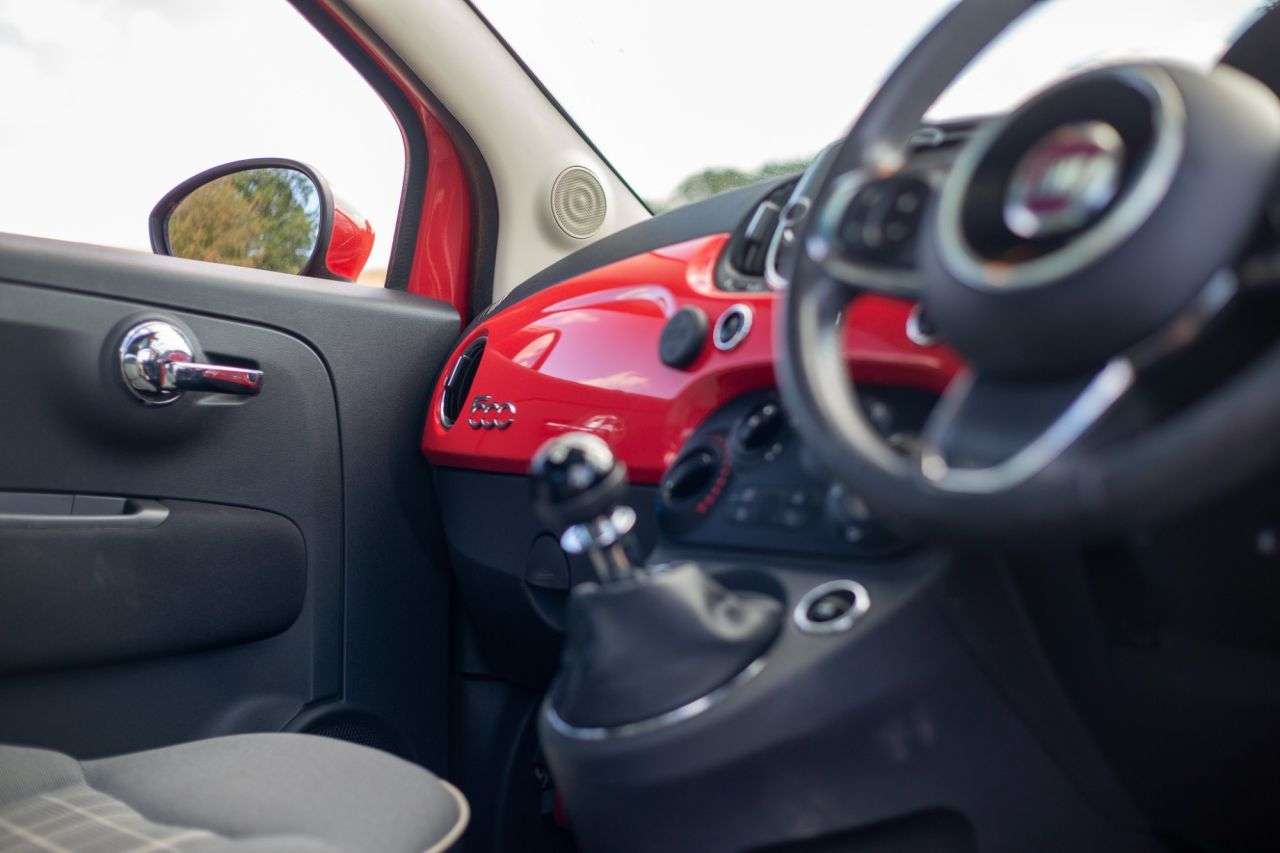 2015 FIAT 500 2015 FIAT 500