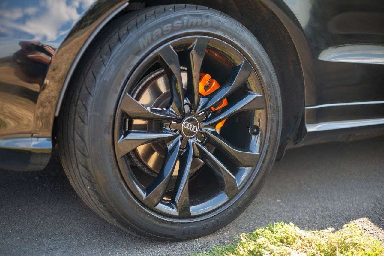 2015 AUDI SQ5 2015 AUDI SQ5