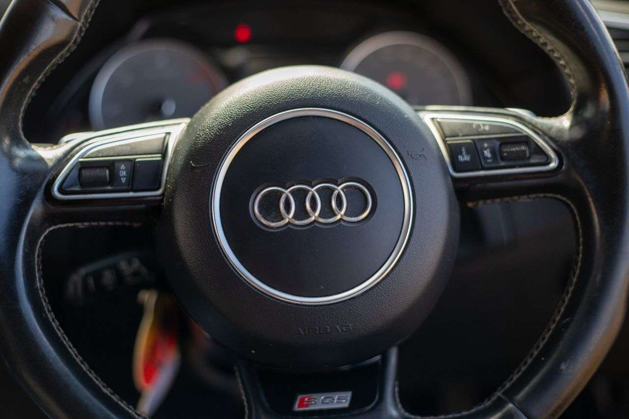 2015 AUDI SQ5 2015 AUDI SQ5