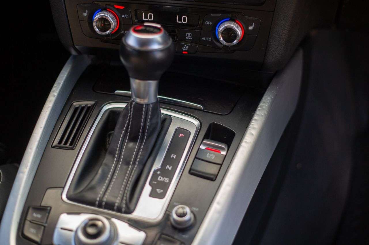 2015 AUDI SQ5 2015 AUDI SQ5