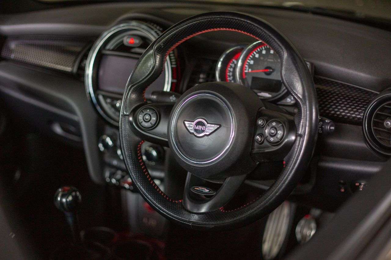 2018 MINI HATCH 2018 MINI HATCH