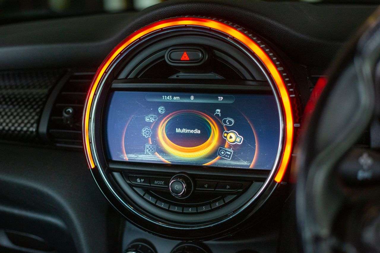 2018 MINI HATCH 2018 MINI HATCH