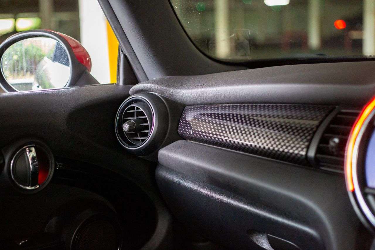 2018 MINI HATCH 2018 MINI HATCH