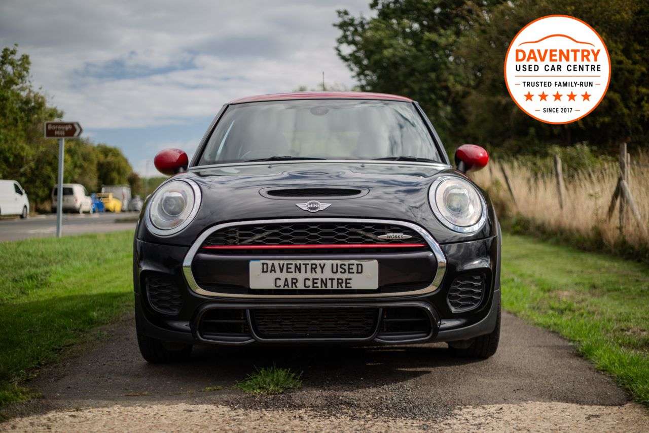 A 2018 MINI HATCH 2.0 John Cooper Works Hatchback 3dr Petrol Manual Euro 6 (s/s) (231 ps) CHI A 2018 MINI HATCH 2.0 John Cooper Works Hatchback 3dr Petrol Manual Euro 6 (s/s) (231 ps) CHI