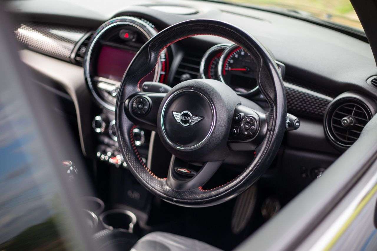 2018 MINI HATCH 2018 MINI HATCH