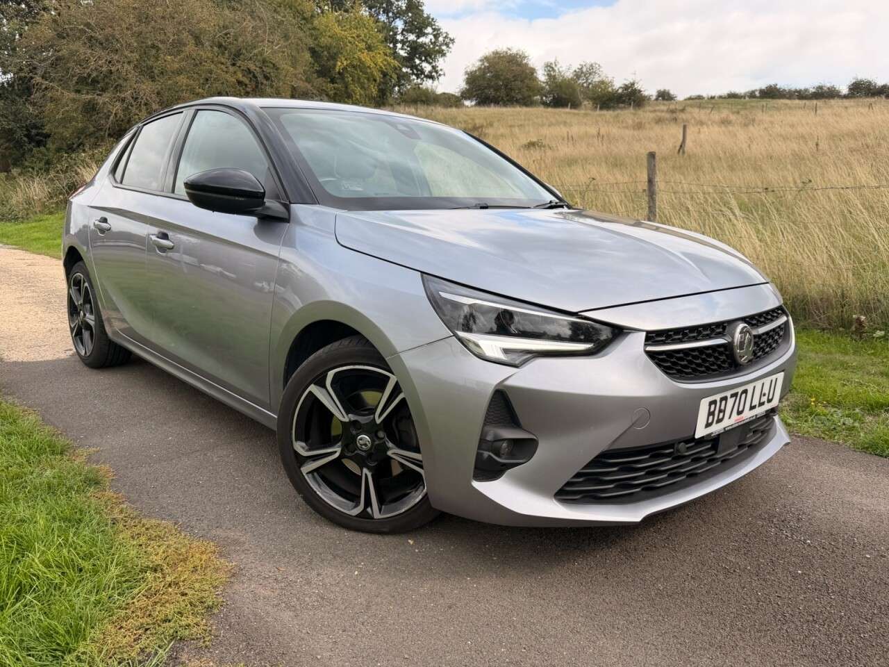 A 2020 VAUXHALL CORSA 1.2 Turbo SRi Hatchback 5dr Petrol Manual Euro 6 (s/s) (100 ps) SPORTY SRi, A 2020 VAUXHALL CORSA 1.2 Turbo SRi Hatchback 5dr Petrol Manual Euro 6 (s/s) (100 ps) SPORTY SRi,
