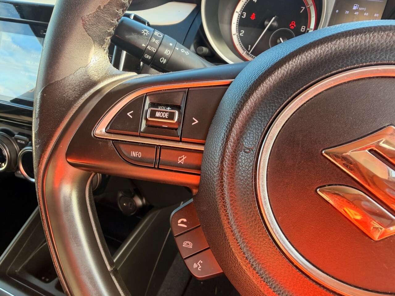 2018 SUZUKI SWIFT 2018 SUZUKI SWIFT