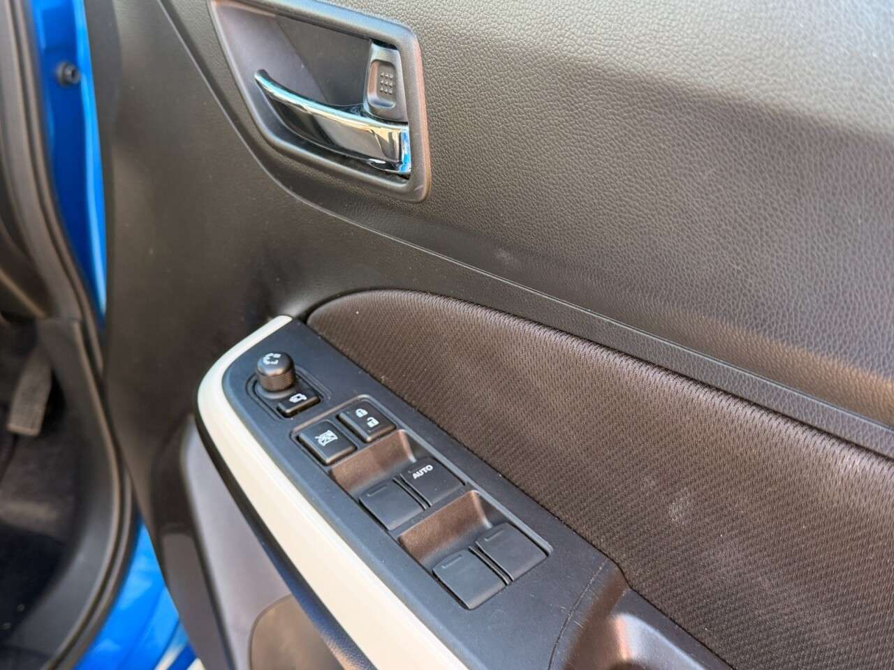 2018 SUZUKI SWIFT 2018 SUZUKI SWIFT