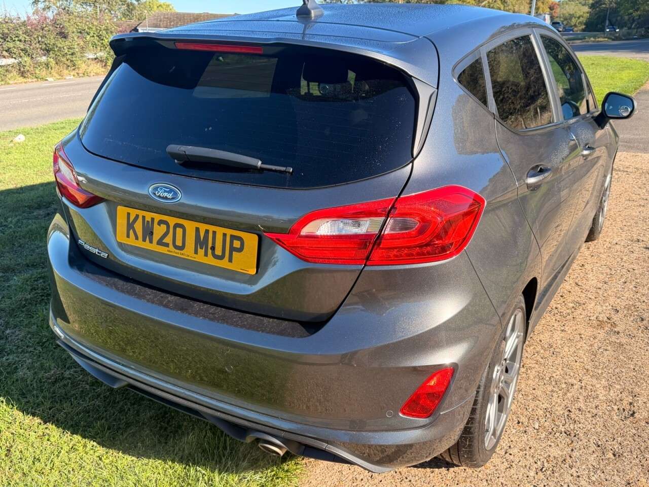 A 2020 FORD FIESTA 1.0T EcoBoost ST-Line Edition Hatchback 5dr Petrol Manual Euro 6 (s/s) (95 A 2020 FORD FIESTA 1.0T EcoBoost ST-Line Edition Hatchback 5dr Petrol Manual Euro 6 (s/s) (95