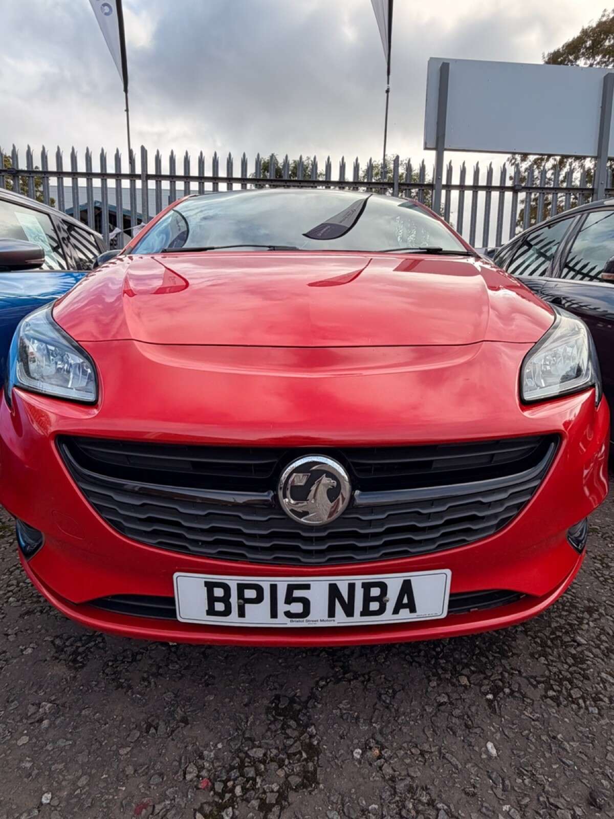 A 2015 VAUXHALL CORSA 1.4i ecoTEC Limited Edition Hatchback 3dr Petrol Manual Euro 6 (90 ps) 2 KE A 2015 VAUXHALL CORSA 1.4i ecoTEC Limited Edition Hatchback 3dr Petrol Manual Euro 6 (90 ps) 2 KE